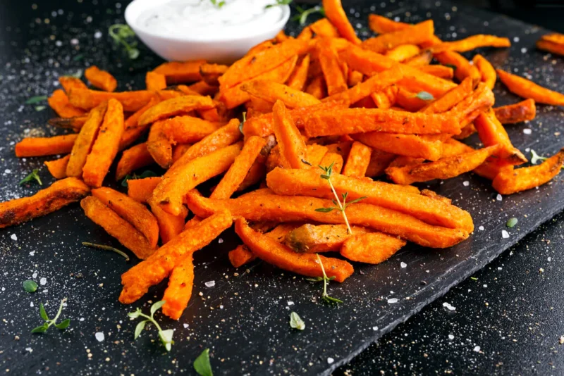 ROYAL SPICE SWEET POTATO FRIES ( V )